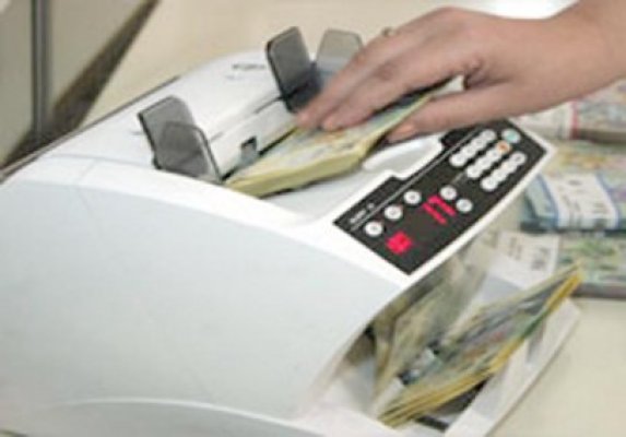 Trezoreria se împrumută masiv de la bănci